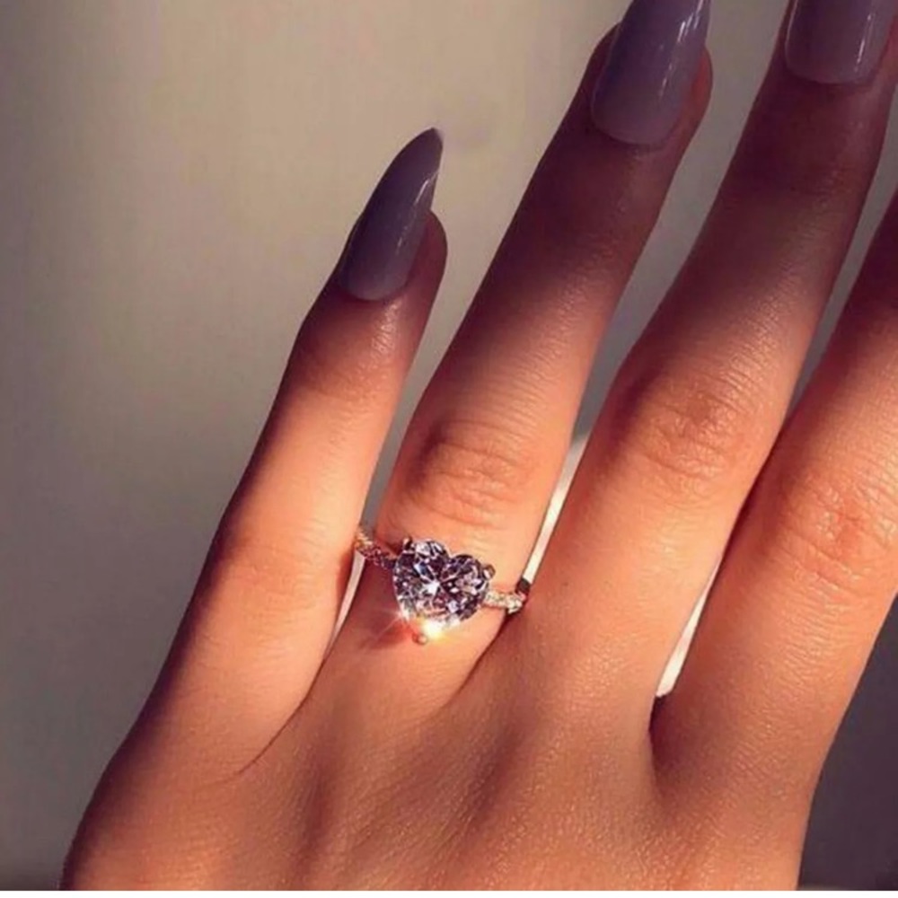 Delicate White Sapphire 925 Silver Love Heart Ring - Picture 4 of 5